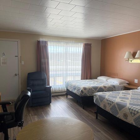 Le Campagnard Hotel Matane Ngoại thất bức ảnh