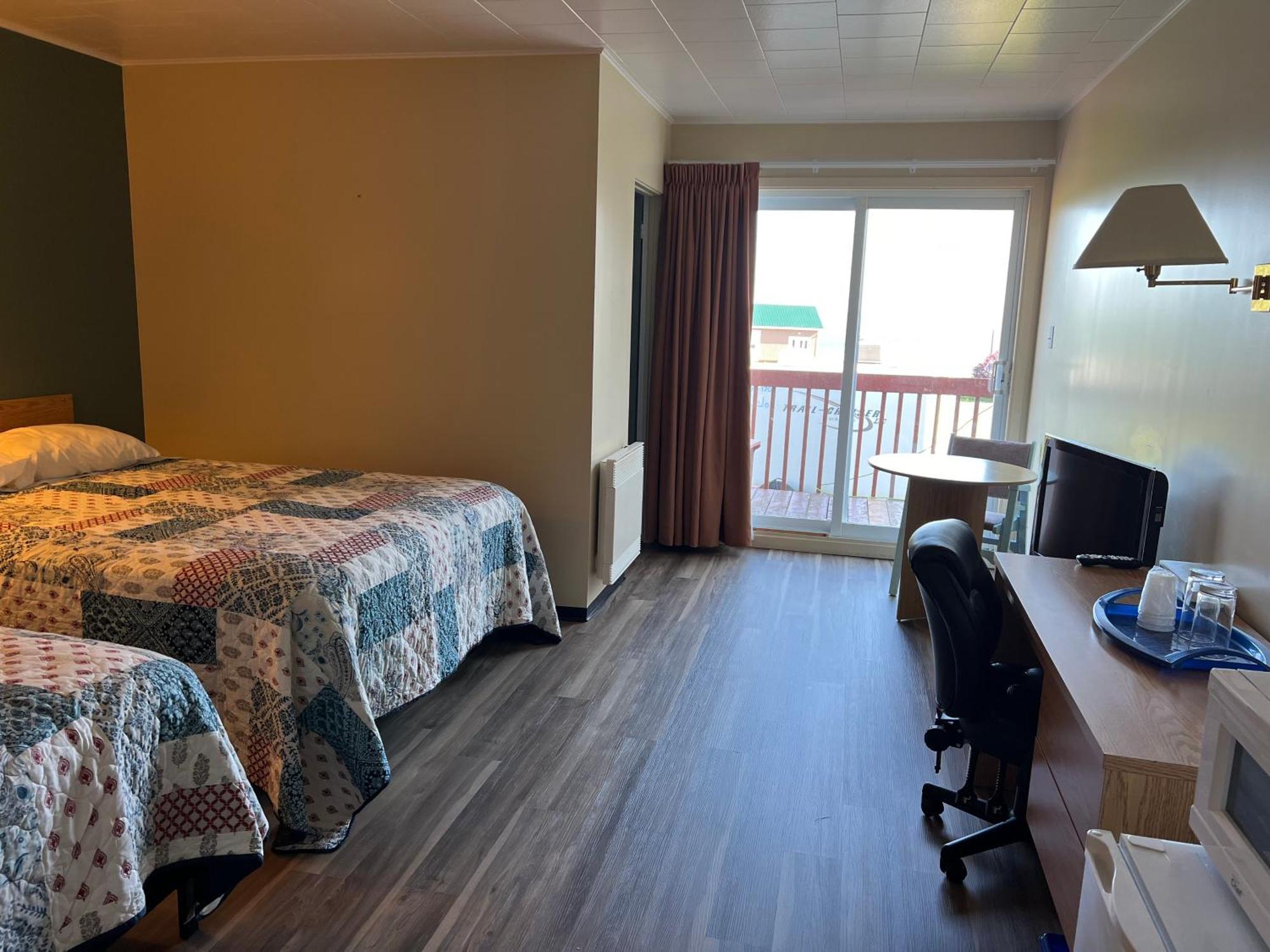 Le Campagnard Hotel Matane Ngoại thất bức ảnh